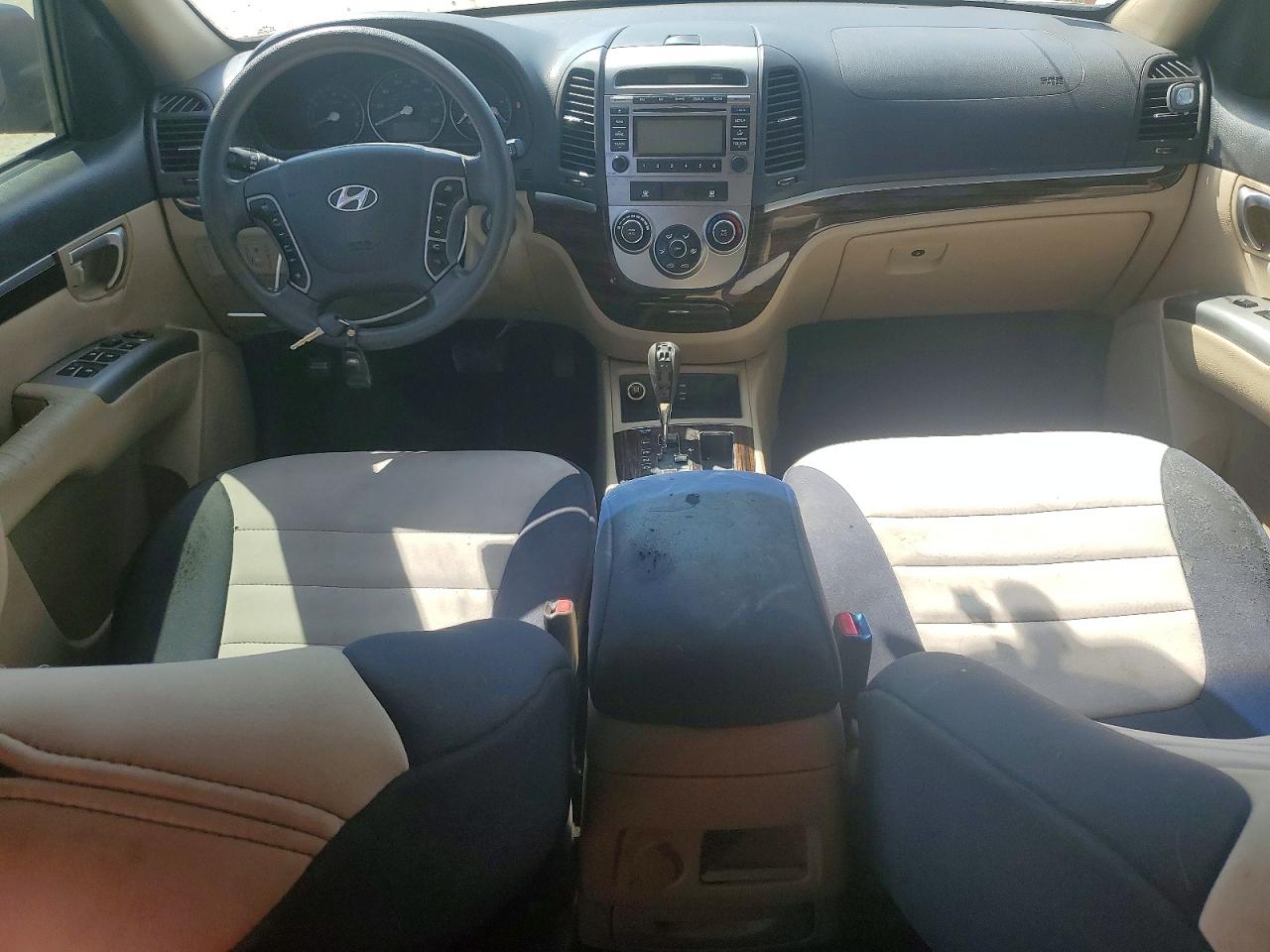 2011 HYUNDAI SANTA FE GLS photo 8