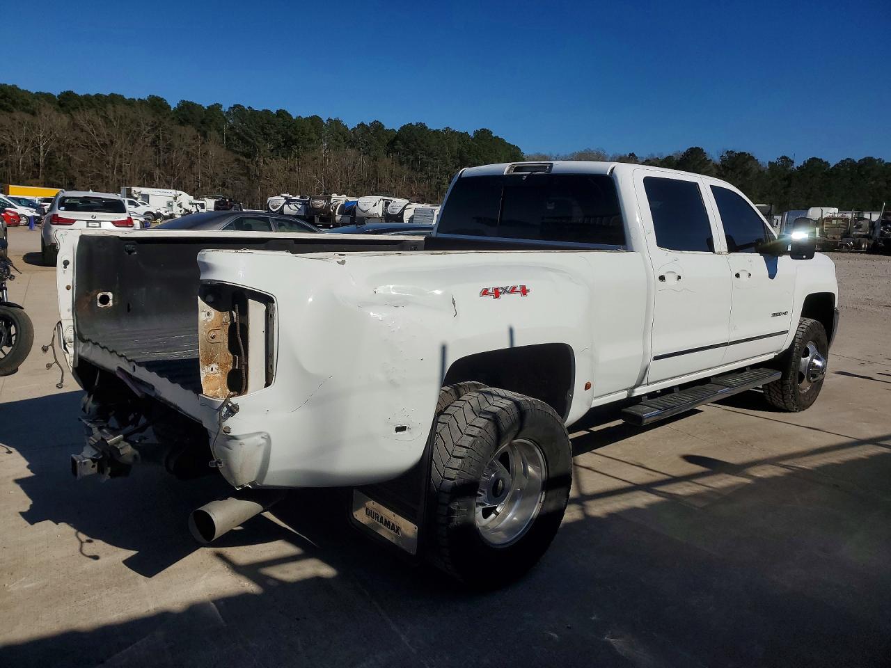 2015 CHEVROLET SILVERADO K3500 LTZ photo 5