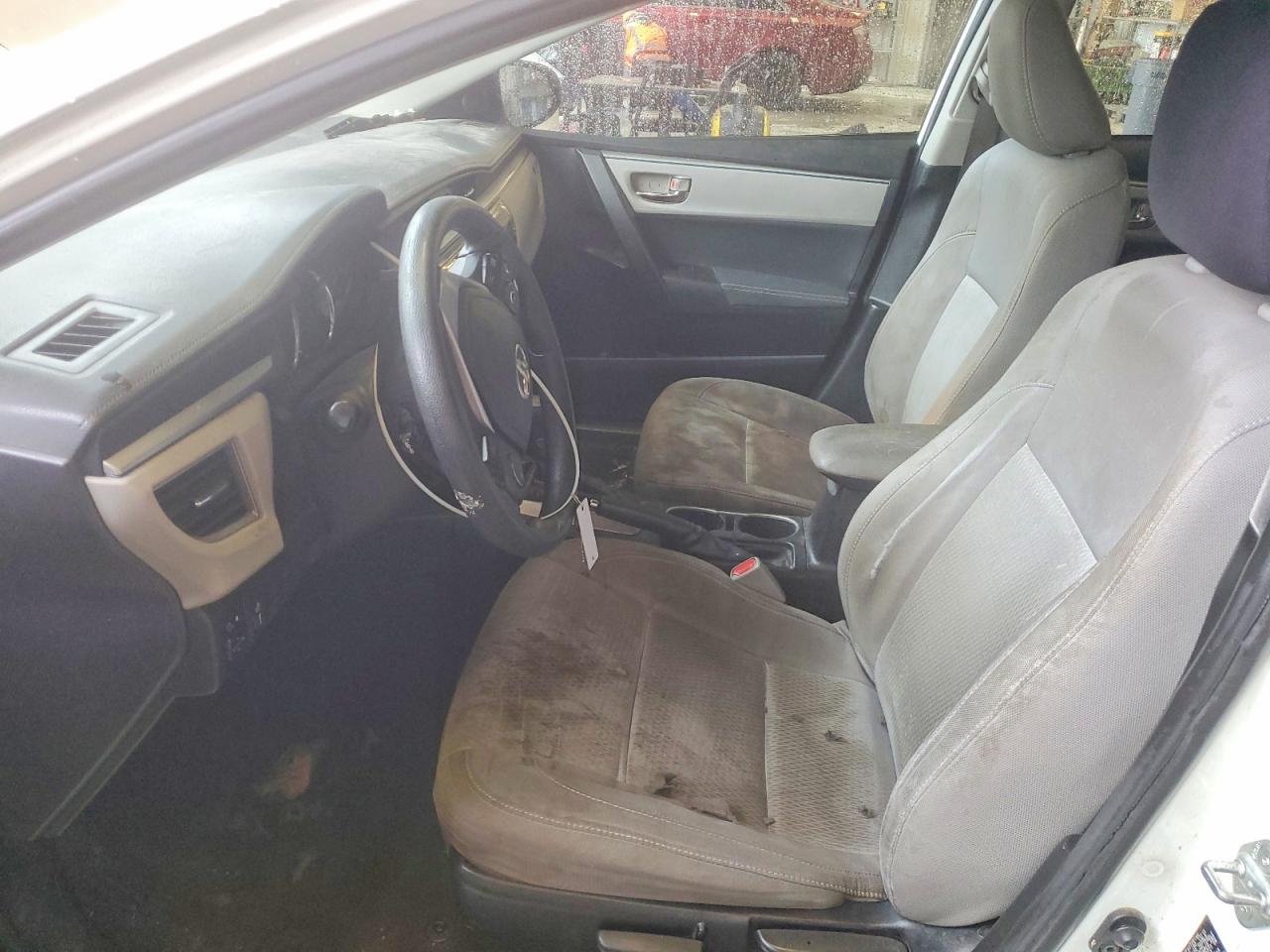 2016 TOYOTA COROLLA LE photo 19