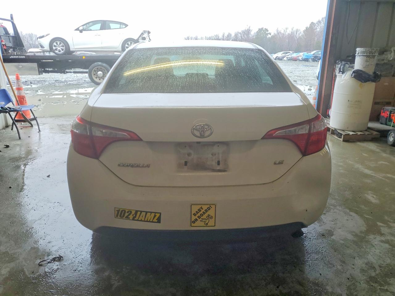 2016 TOYOTA COROLLA LE photo 16