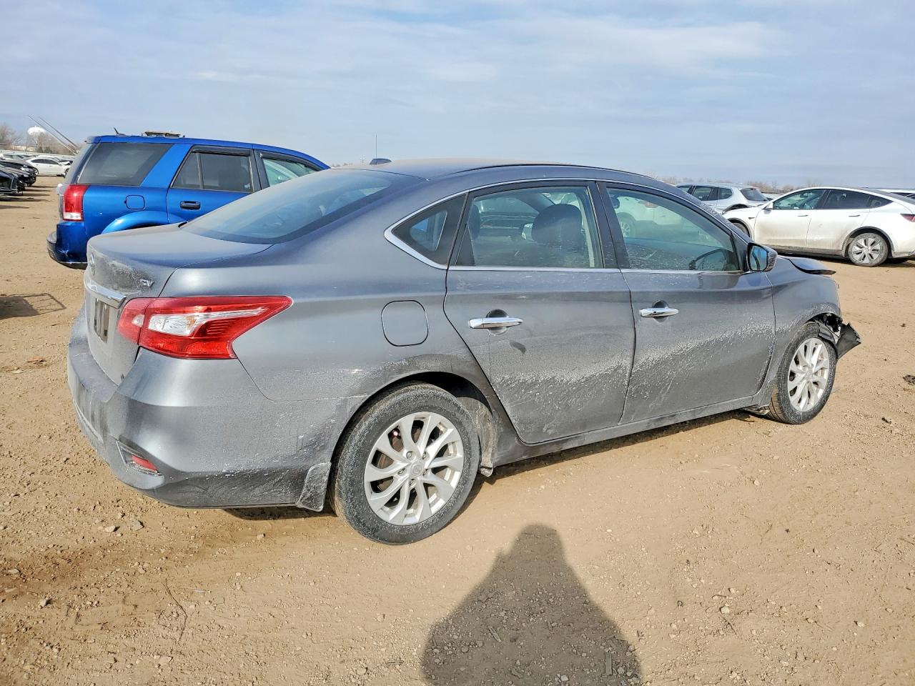 2018 NISSAN SENTRA SV photo 3