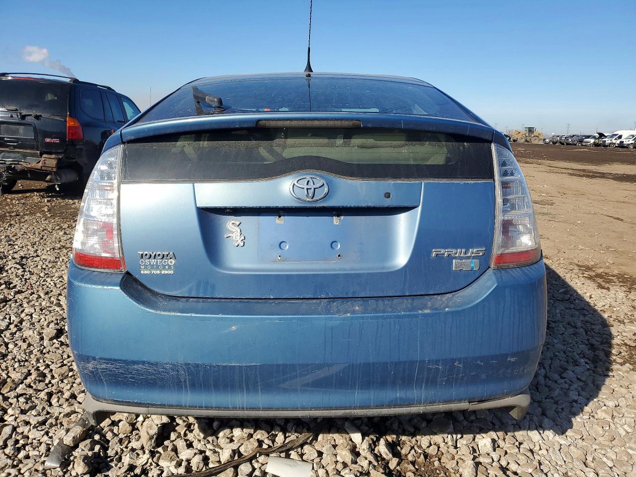 2009 TOYOTA PRIUS BASE photo 11