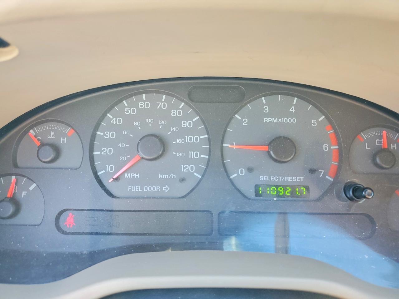 2001 FORD MUSTANG photo 9