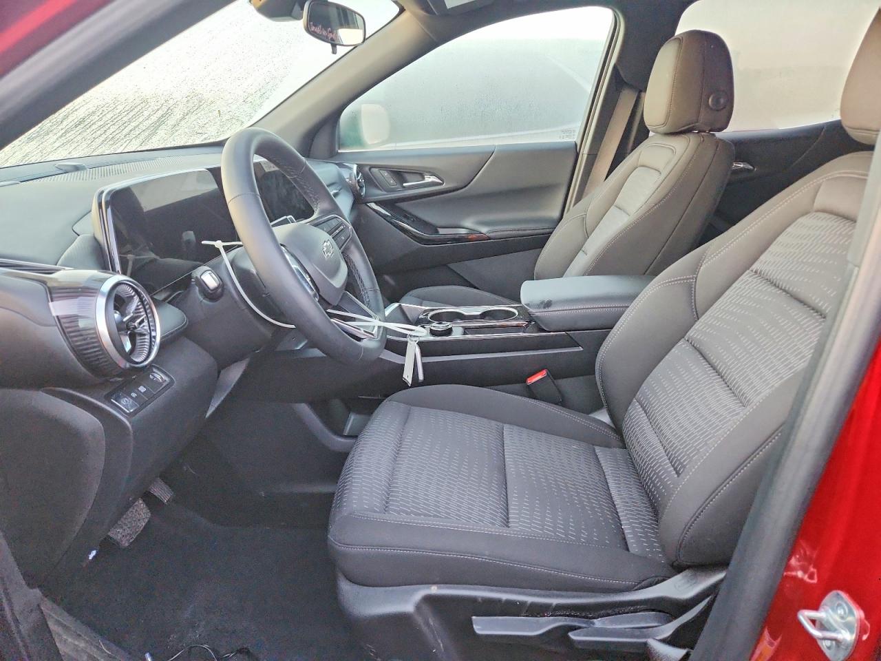 2026 CHEVROLET EQUINOX LT photo 13