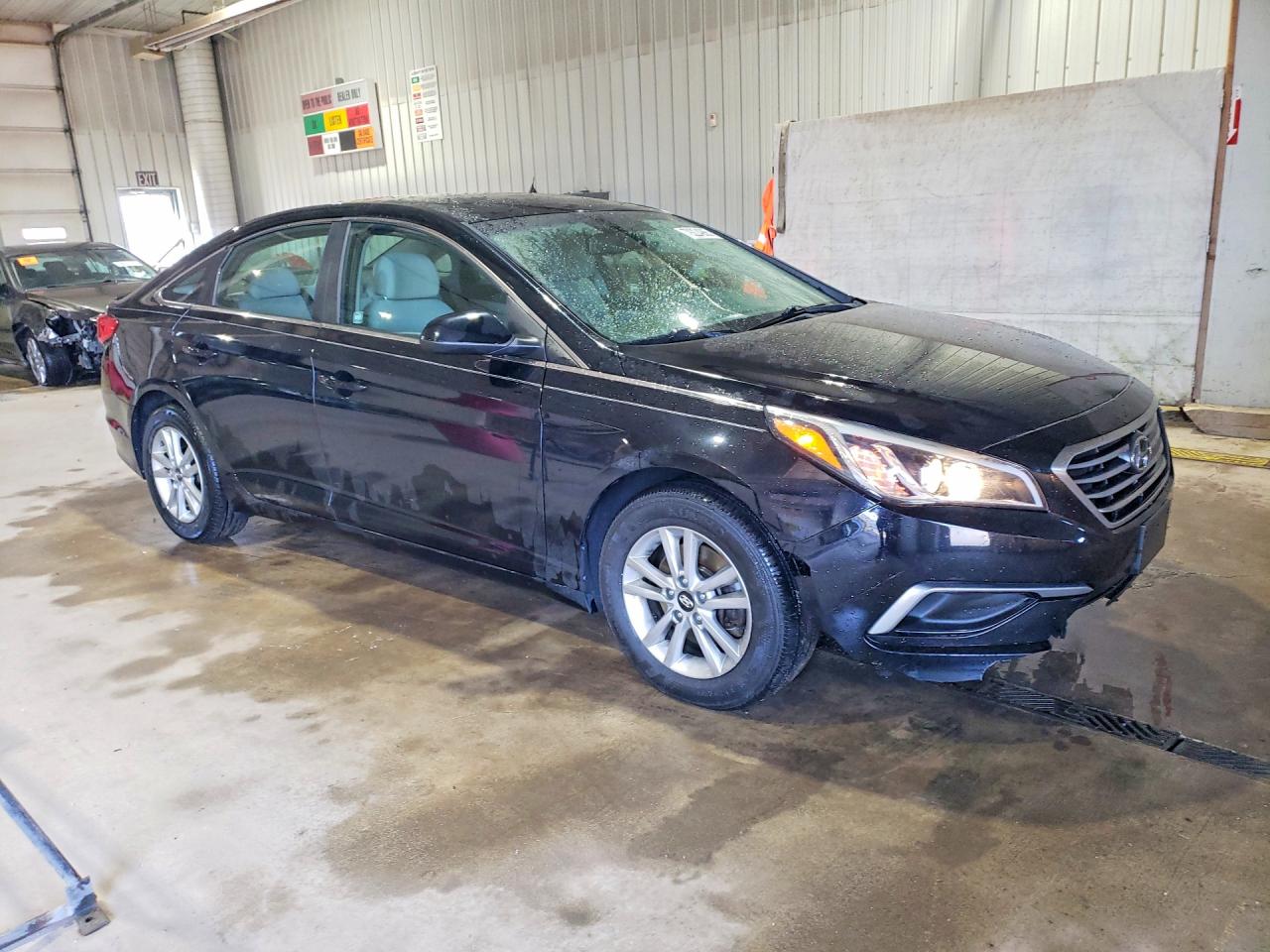 2016 HYUNDAI SONATA SE photo 4