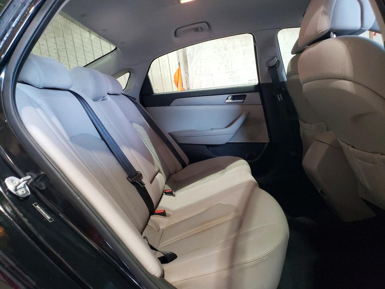 2016 HYUNDAI SONATA SE photo 10