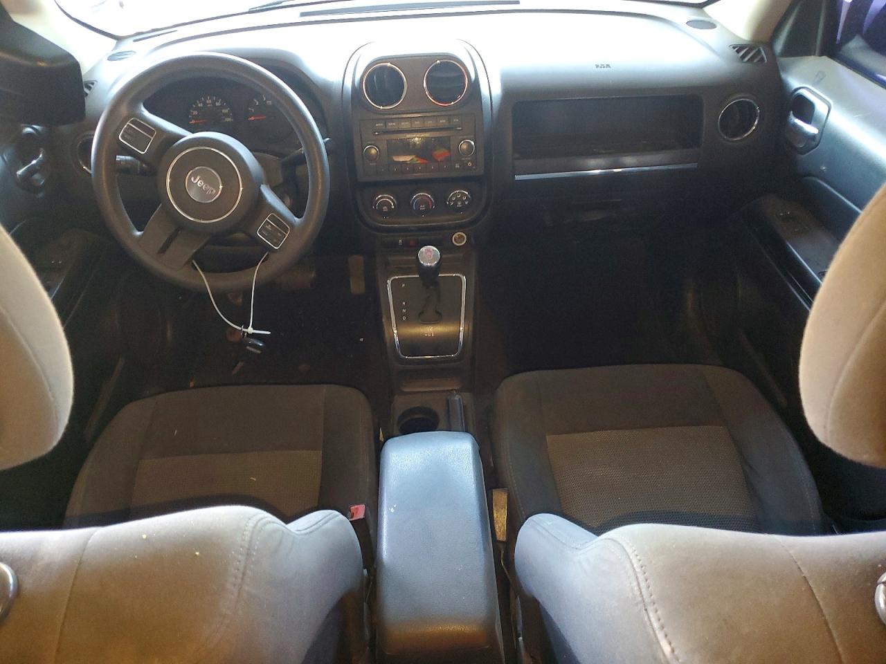 2012 JEEP PATRIOT SPORT photo 8