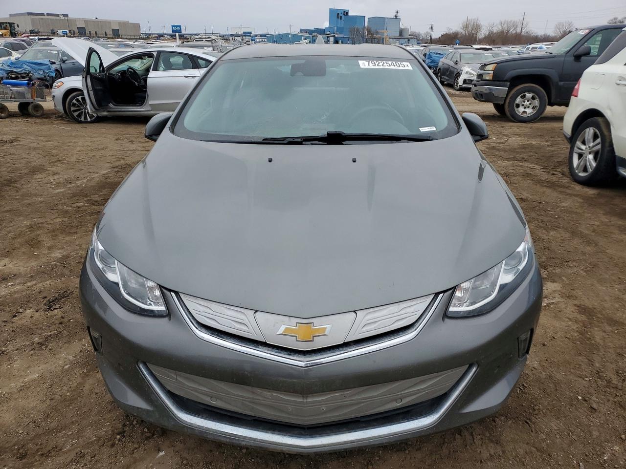2017 CHEVROLET VOLT PREMIER photo 5