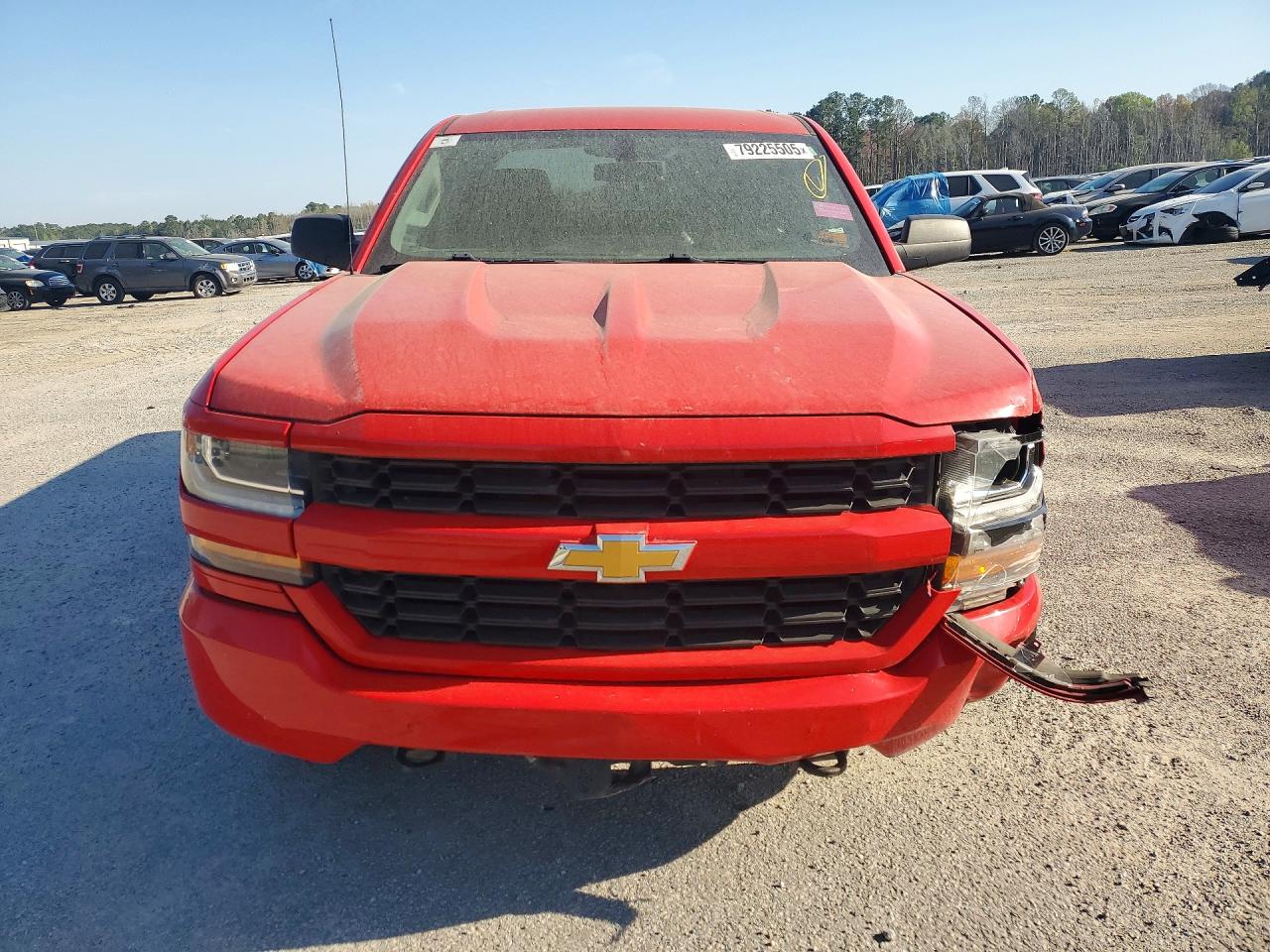 2017 CHEVROLET SILVERADO K1500 CUSTOM photo 5