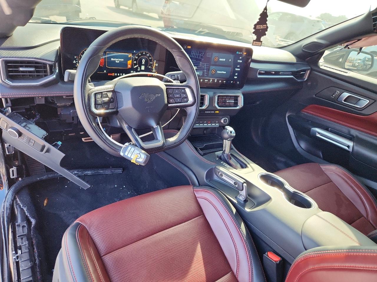 2024 FORD MUSTANG GT photo 15
