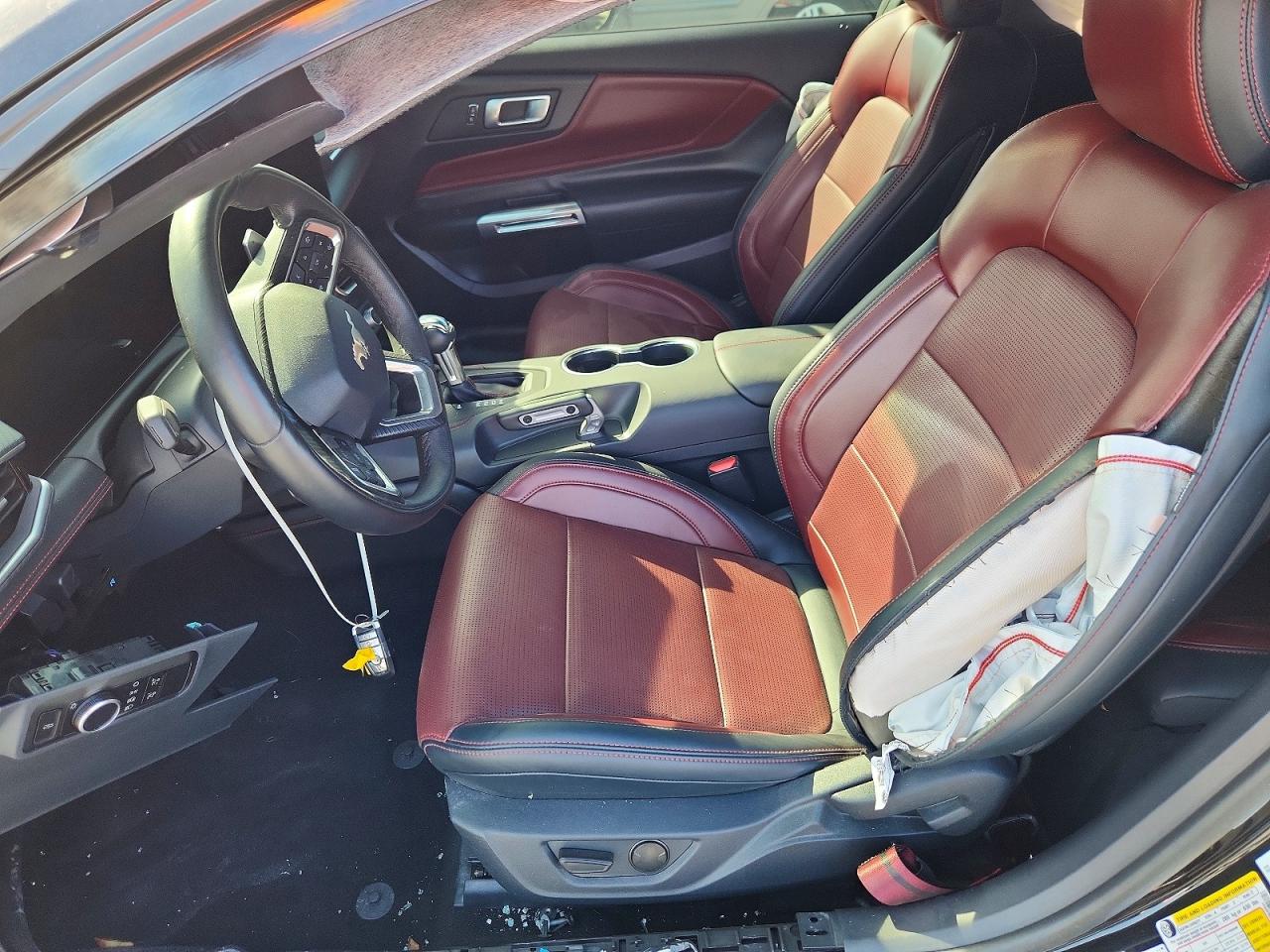 2024 FORD MUSTANG GT photo 13