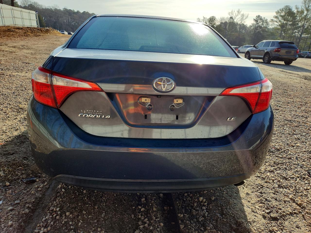 2016 TOYOTA COROLLA LE photo 6