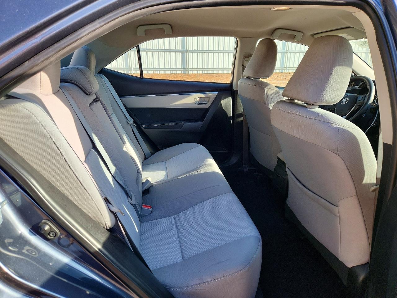 2016 TOYOTA COROLLA LE photo 10