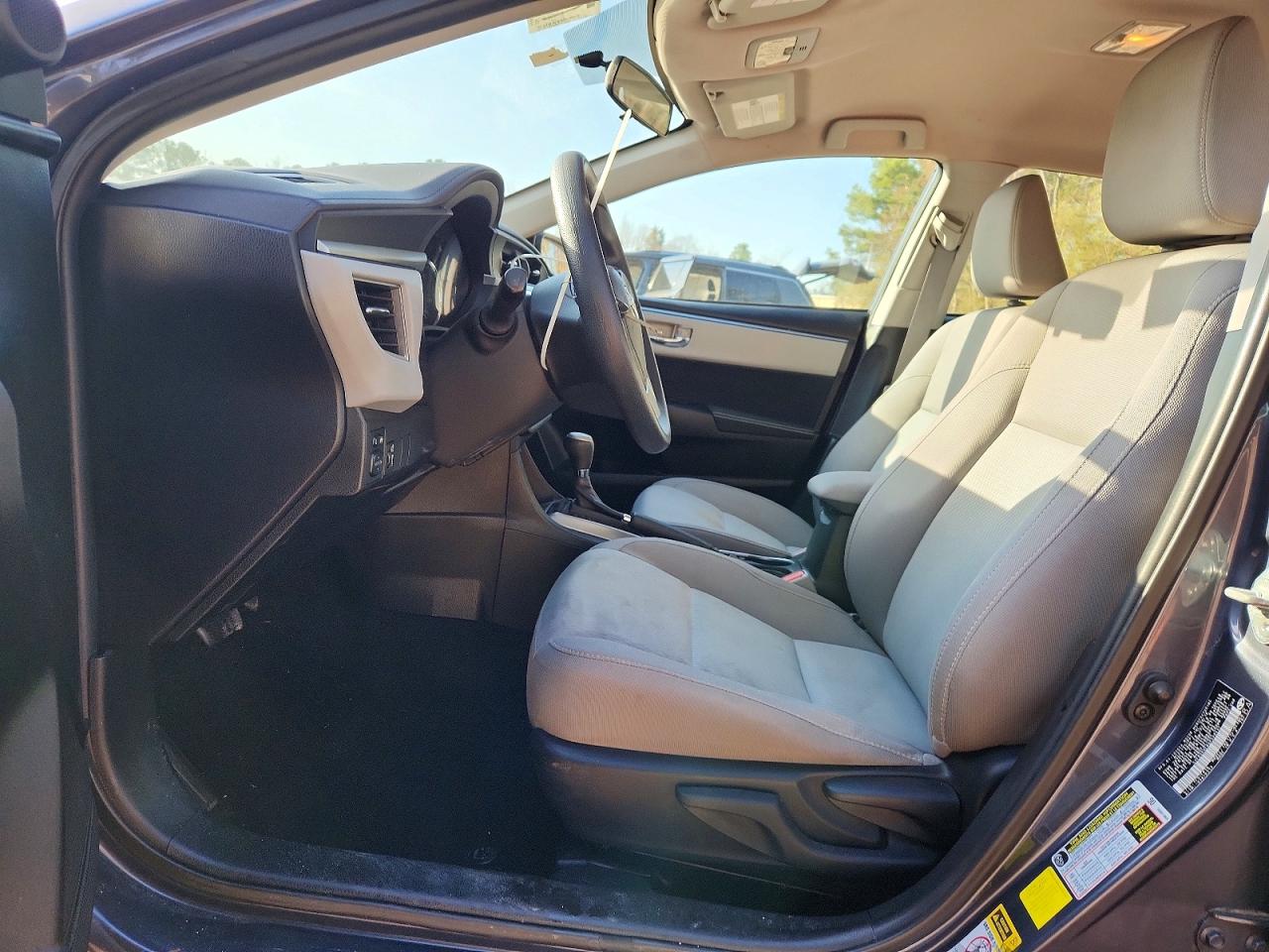 2016 TOYOTA COROLLA LE photo 7