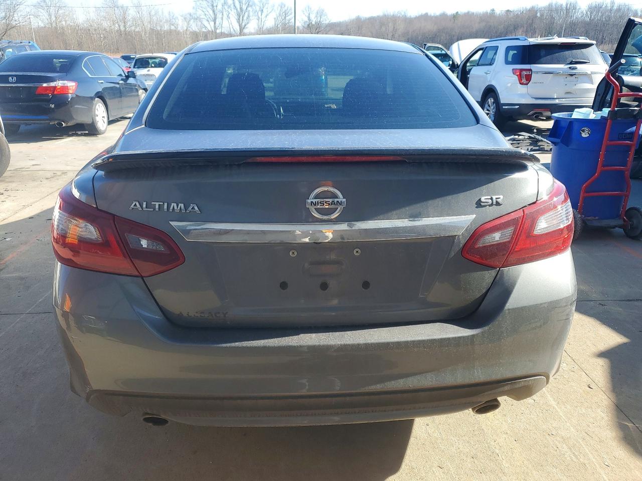 2017 NISSAN ALTIMA 2.5 SR photo 6