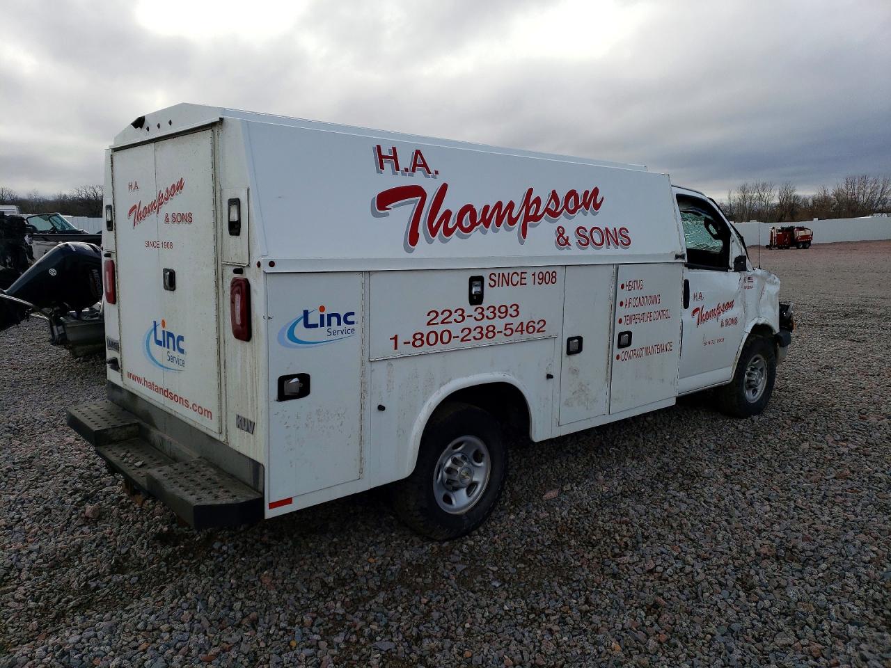 2021 CHEVROLET EXPRESS UTILITY / SERVICE TRUCK photo 3