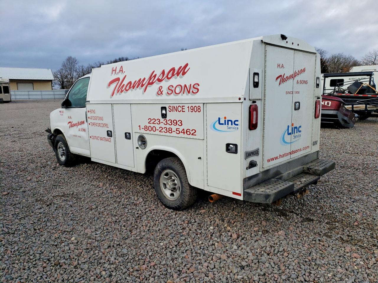 2021 CHEVROLET EXPRESS UTILITY / SERVICE TRUCK photo 2