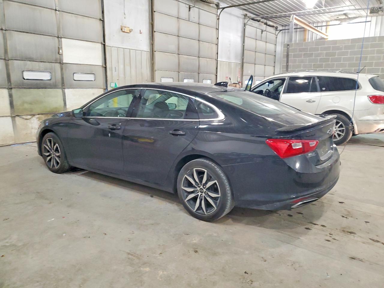 2021 CHEVROLET MALIBU RS photo 4