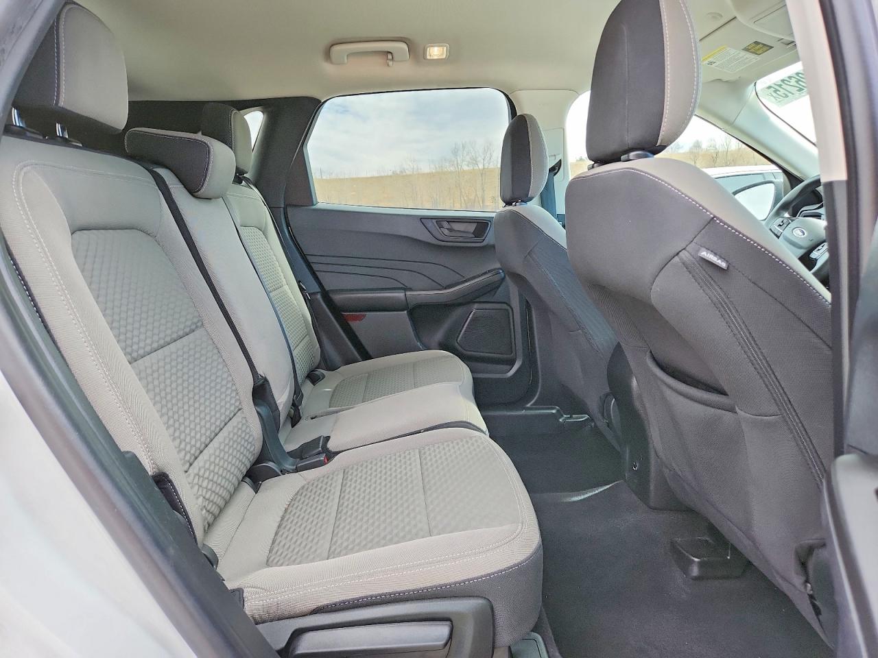 2022 FORD ESCAPE SE photo 21