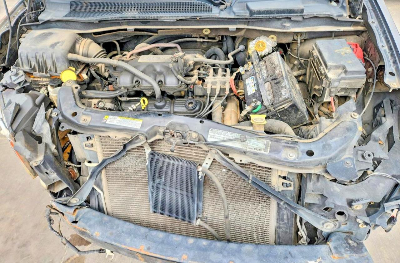 2010 DODGE GRAND CARAVAN SE photo 12