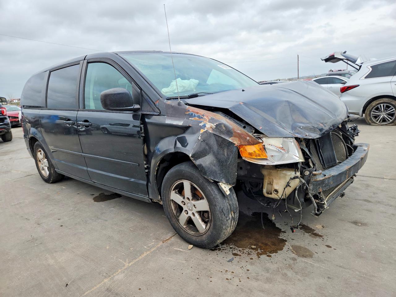 2010 DODGE GRAND CARAVAN SE photo 4