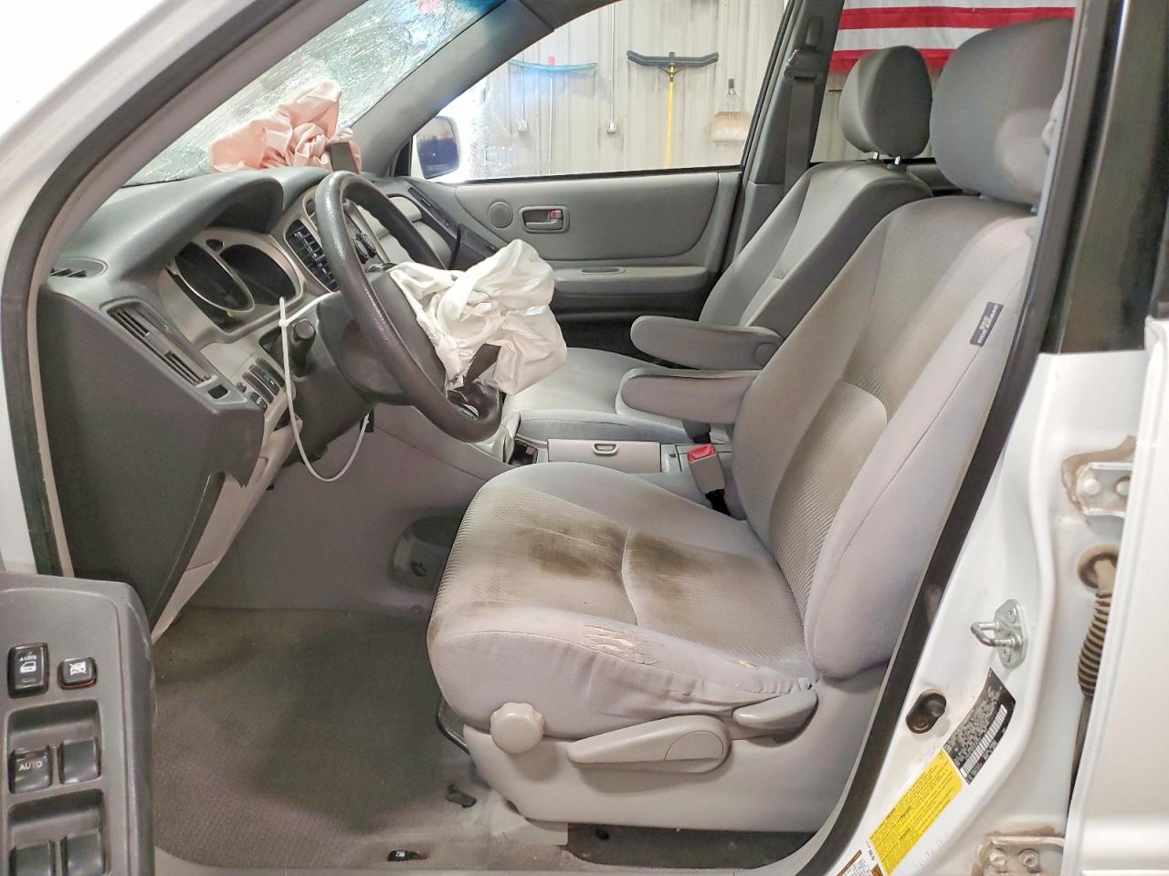 2007 TOYOTA HIGHLANDER BASE photo 7