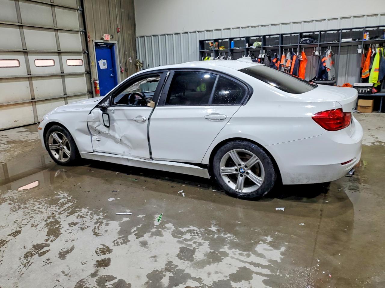 2013 BMW 328 XI photo 3