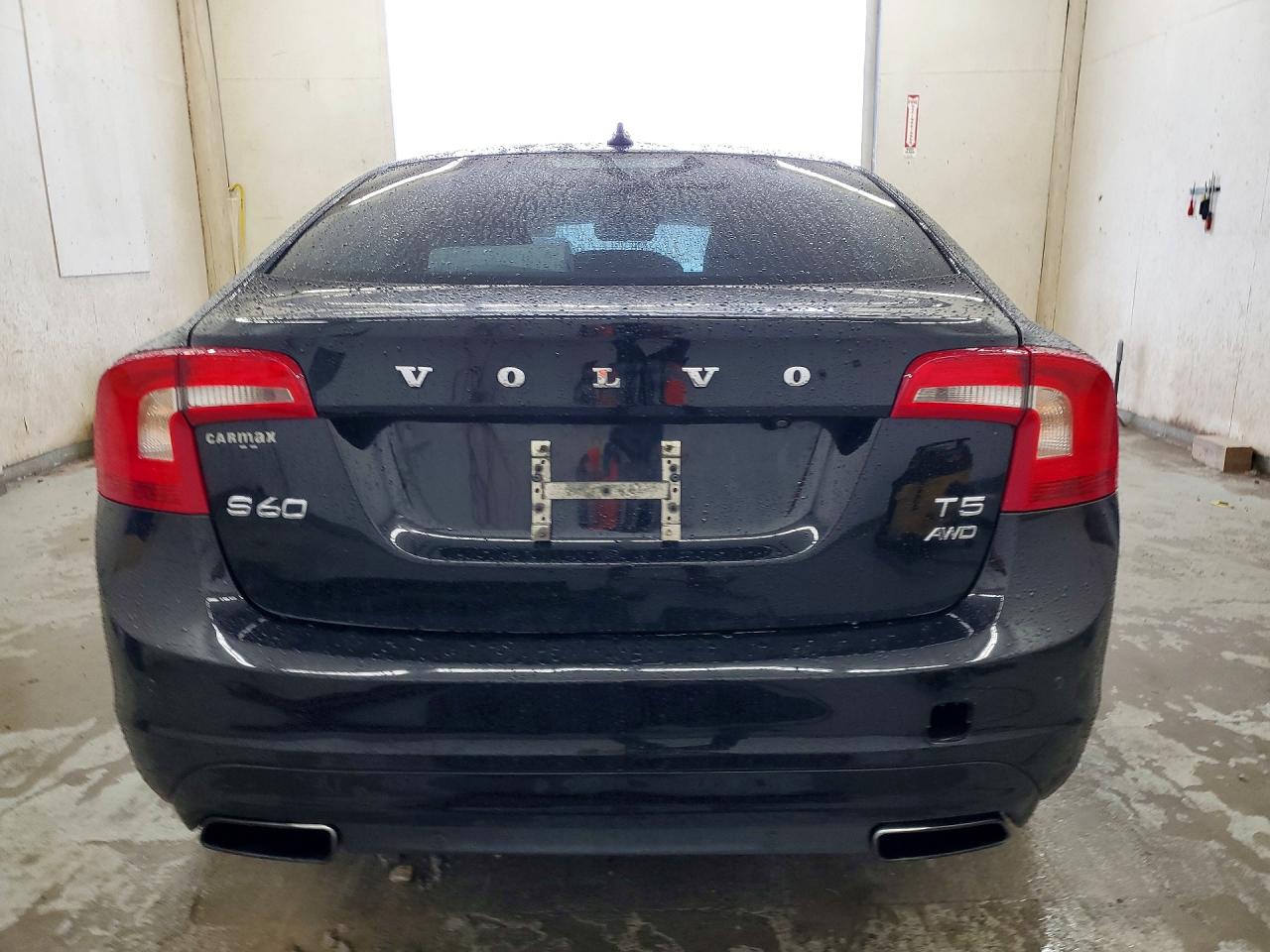 2016 VOLVO S60 photo 11