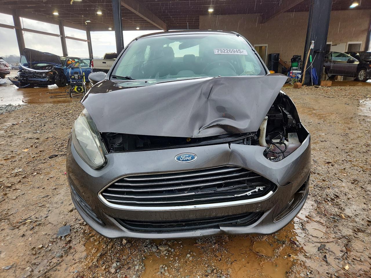 2015 FORD FIESTA SE photo 5