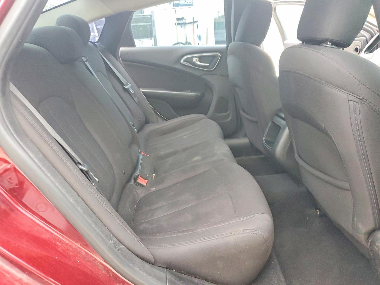 2016 CHRYSLER 200 LIMITED photo 19