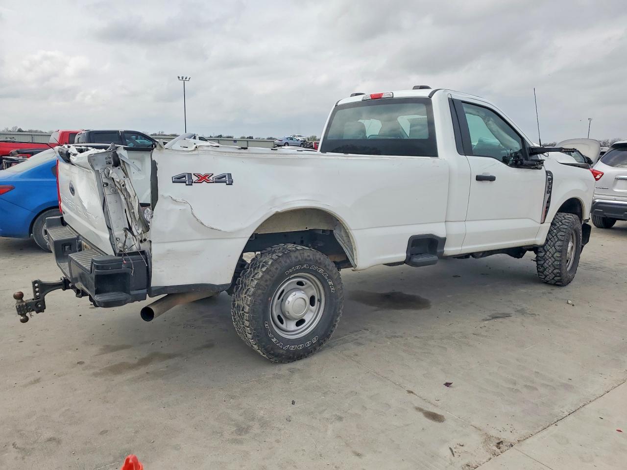2023 FORD F350 SUPER DUTY photo 3
