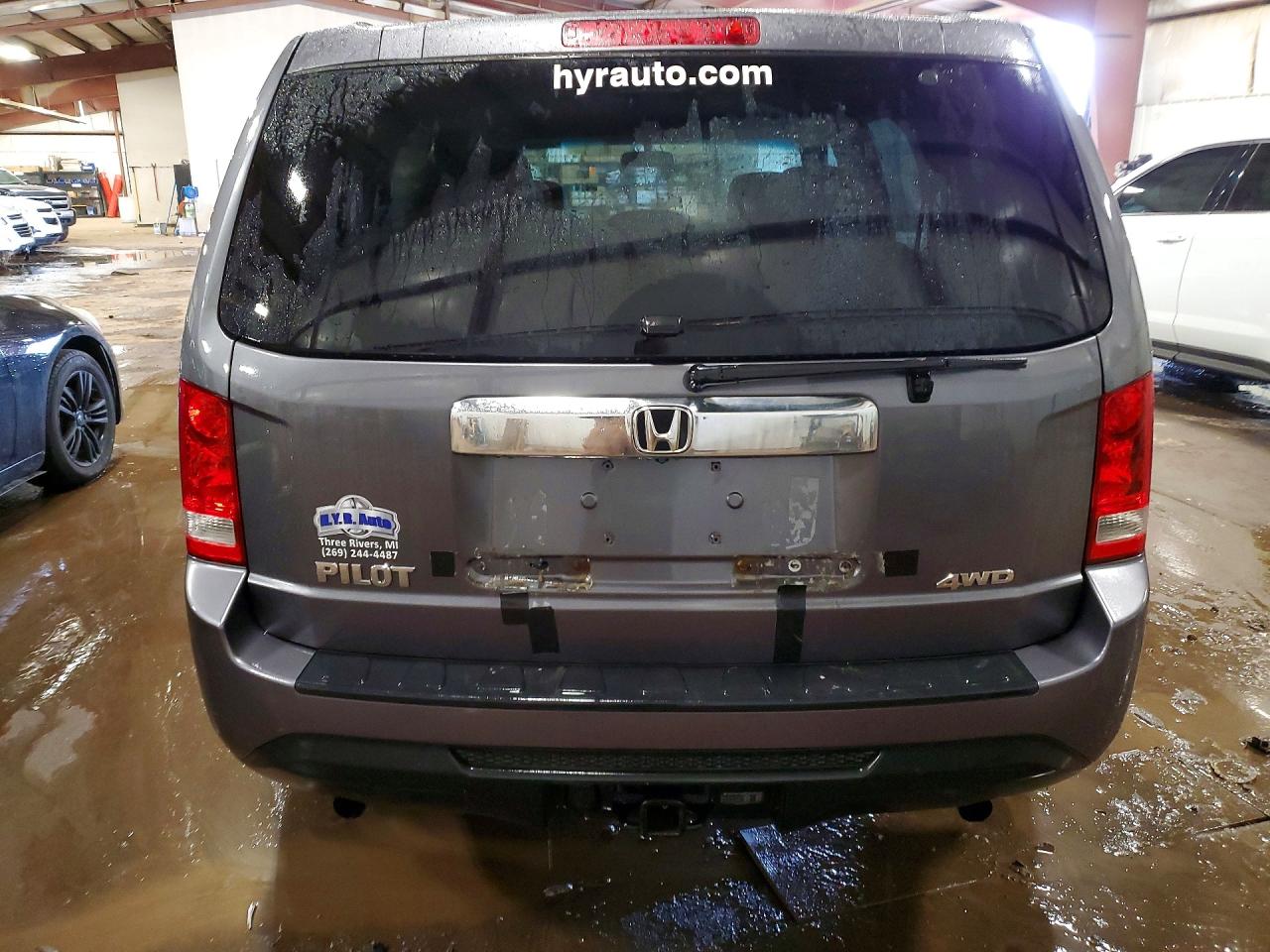 2015 HONDA PILOT LX photo 16