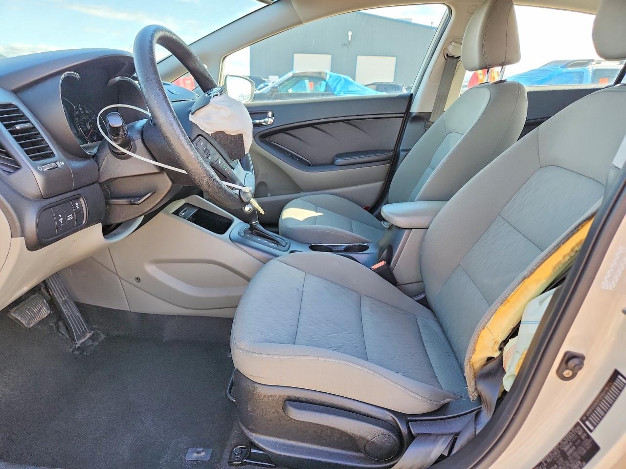 2015 KIA FORTE LX photo 13
