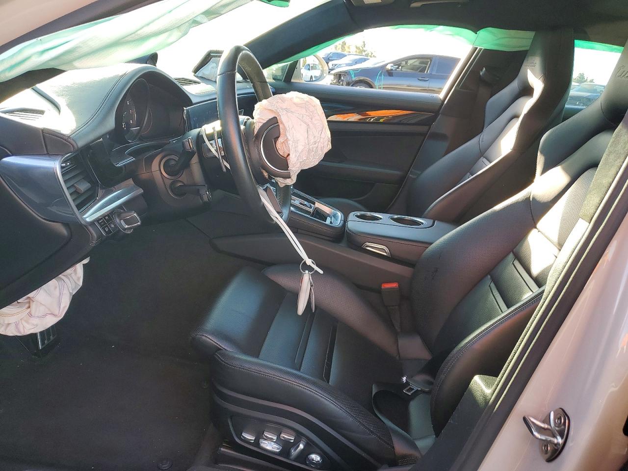 2017 PORSCHE PANAMERA TURBO photo 13
