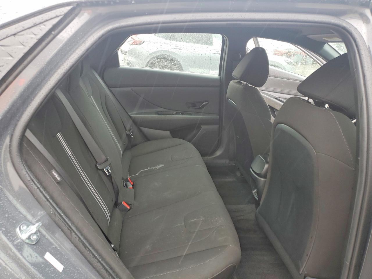 2025 HYUNDAI ELANTRA SEL SPORT photo 10