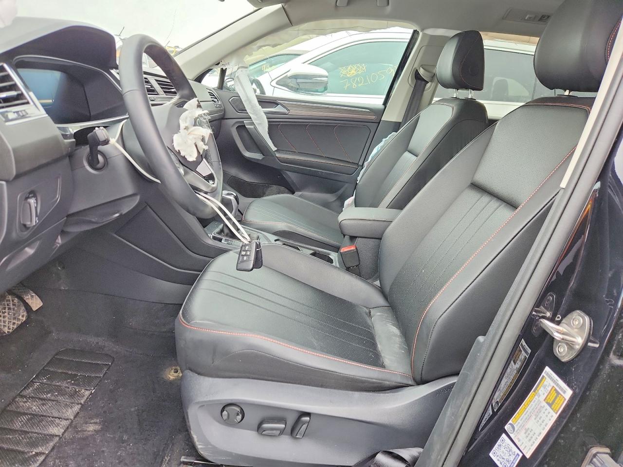 2024 VOLKSWAGEN TIGUAN WOLFSBURG photo 19