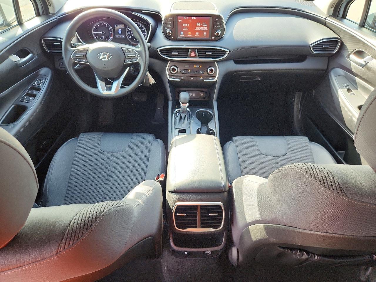 2019 HYUNDAI SANTA FE SE 2.4L photo 15