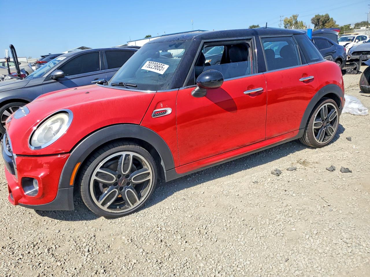 2017 MINI COOPER