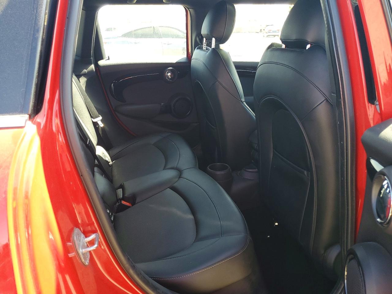 2017 MINI COOPER S photo 10