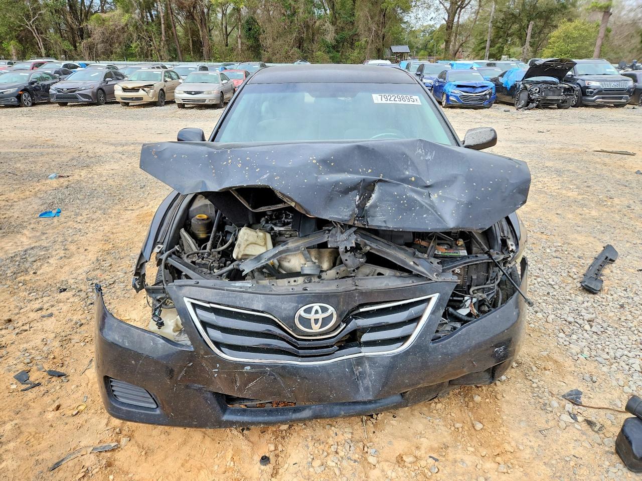 2011 TOYOTA CAMRY BASE photo 9