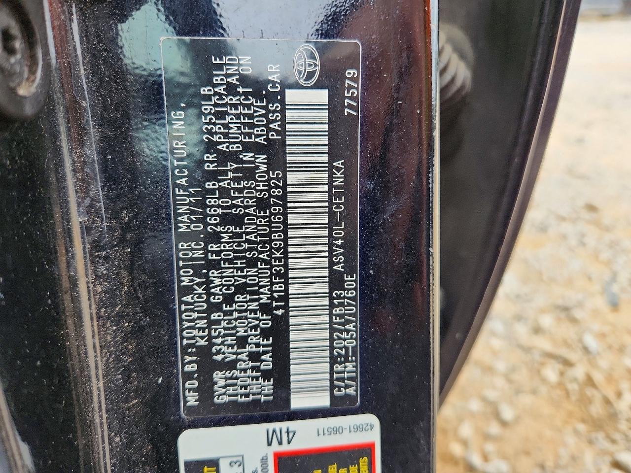 2011 TOYOTA CAMRY BASE photo 25