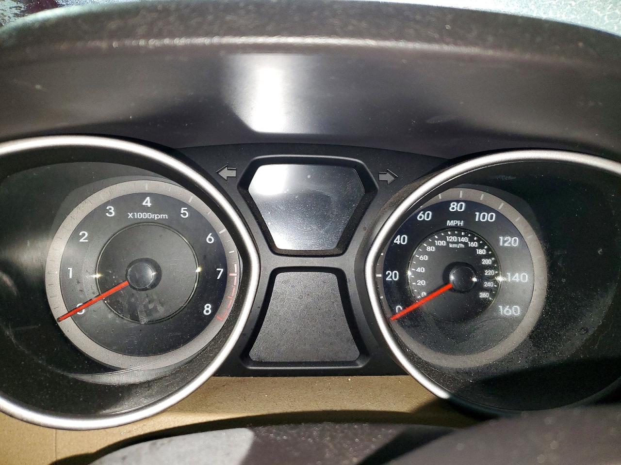 2013 HYUNDAI ELANTRA GLS photo 17