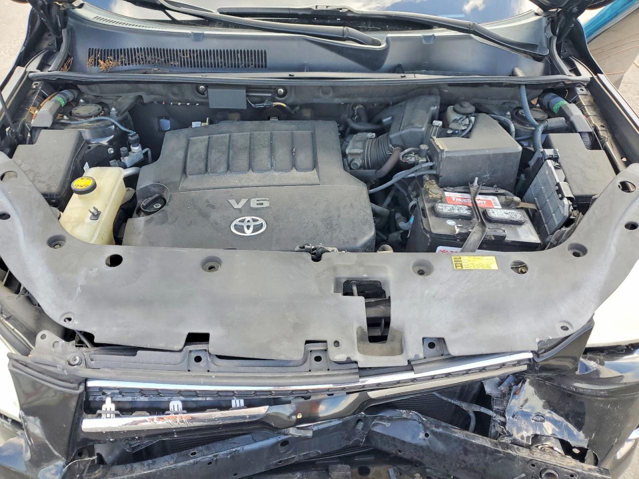 2010 TOYOTA RAV4 LIMITED photo 23