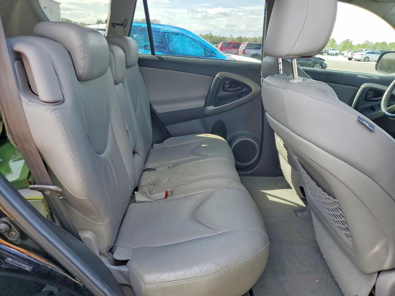 2010 TOYOTA RAV4 LIMITED photo 21