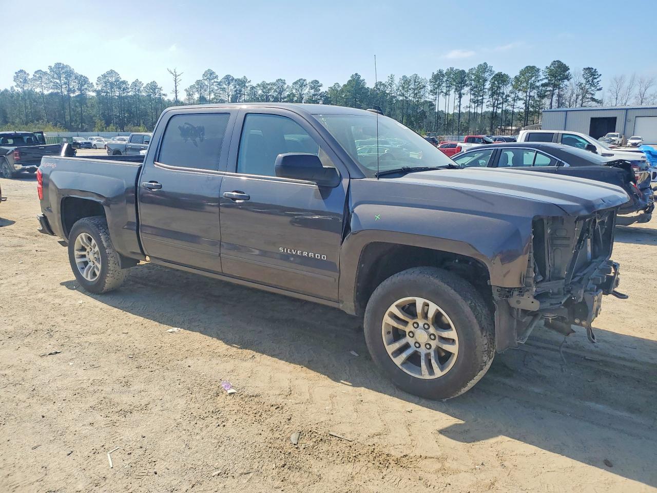 2015 CHEVROLET SILVERADO K1500 LT photo 4