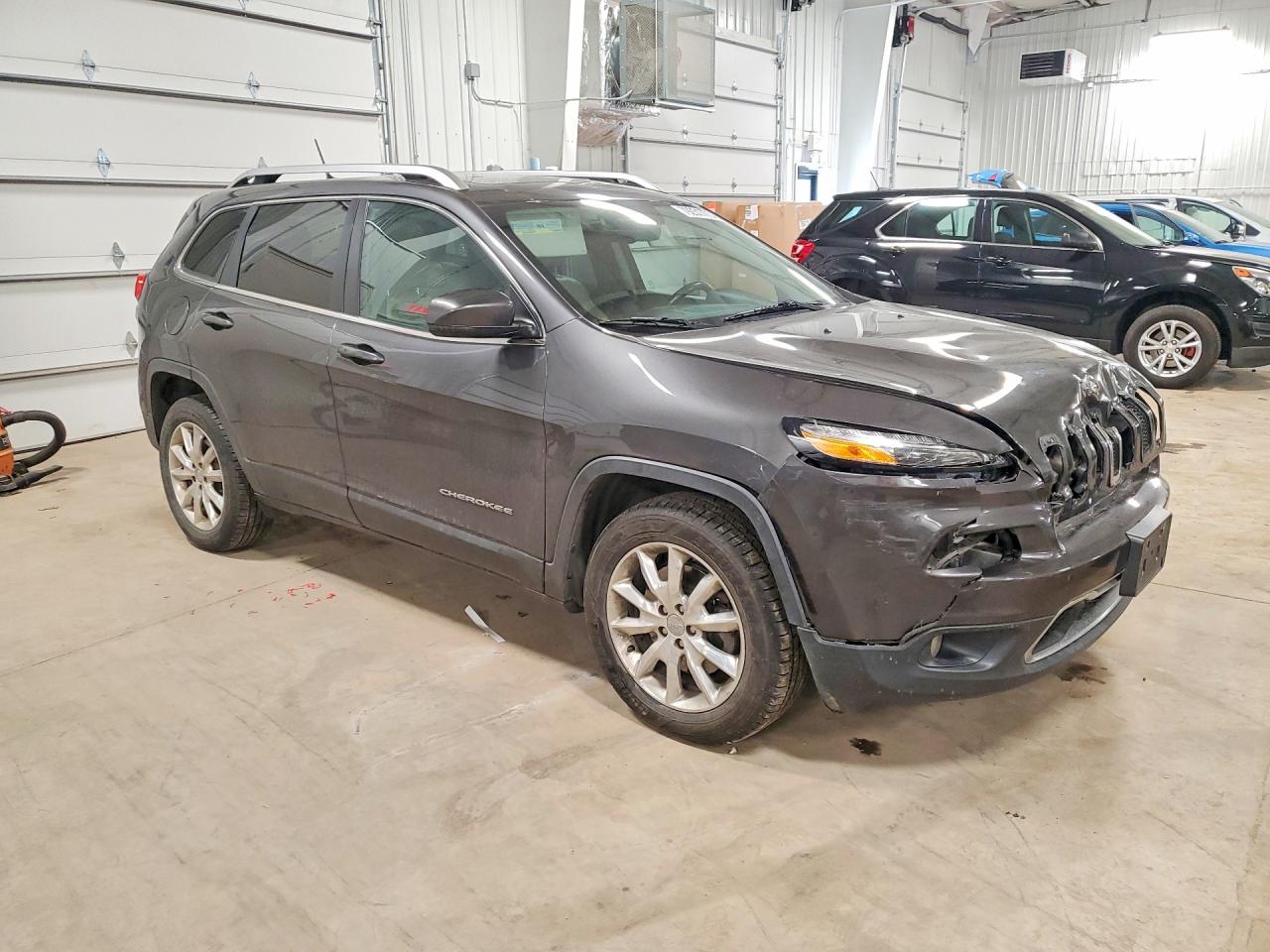 2015 JEEP CHEROKEE LIMITED photo 4