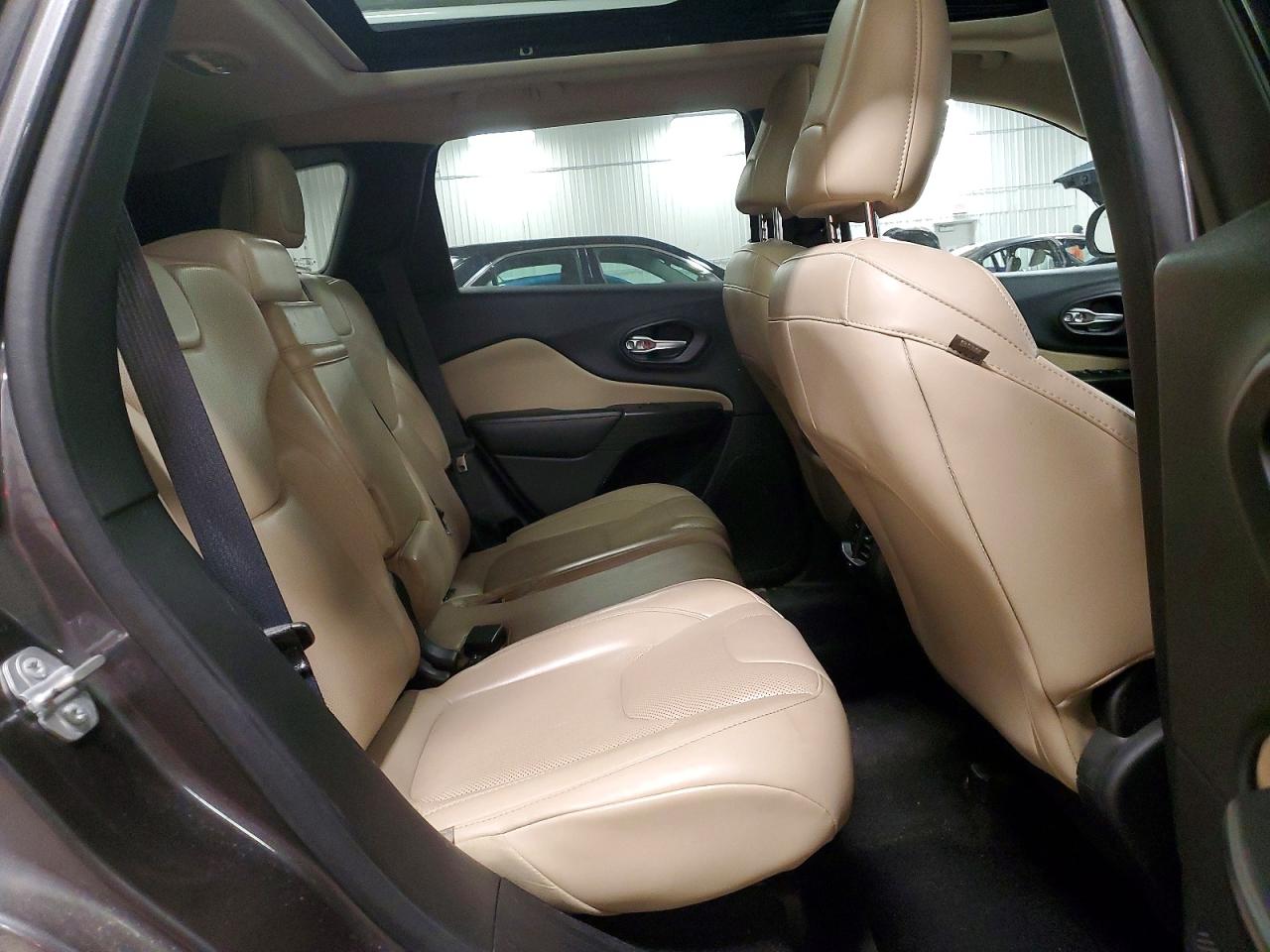 2015 JEEP CHEROKEE LIMITED photo 11