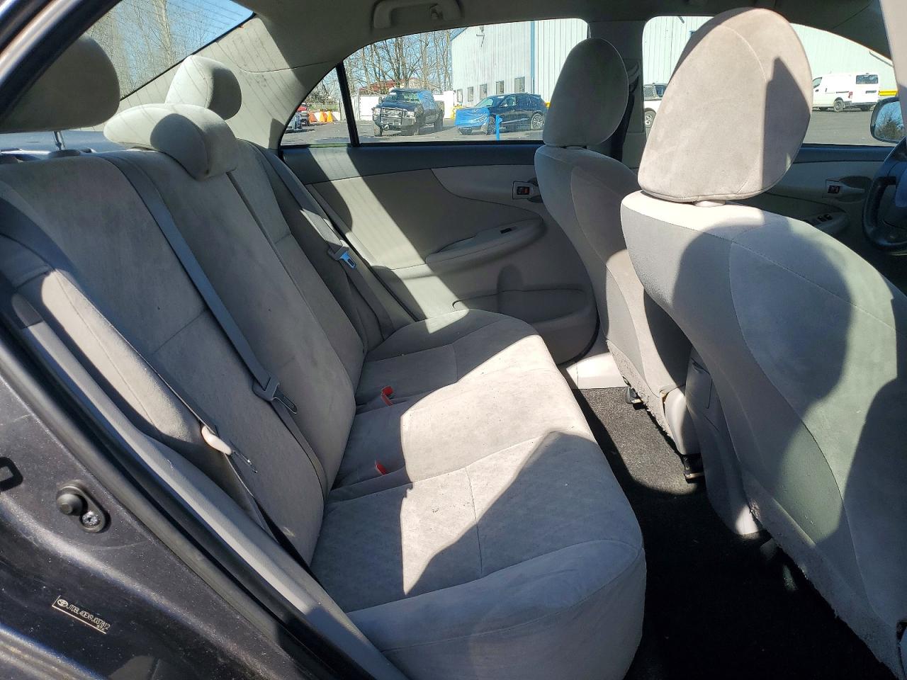 2009 TOYOTA COROLLA LE photo 10