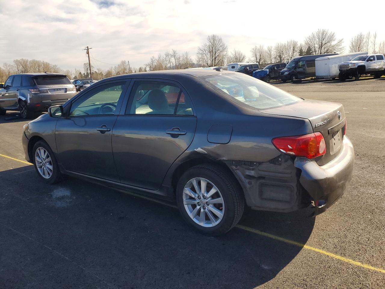 2009 TOYOTA COROLLA LE photo 2