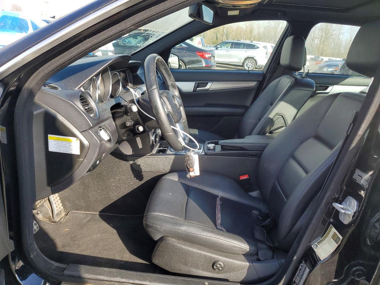 2013 MERCEDES-BENZ C 250 photo 7
